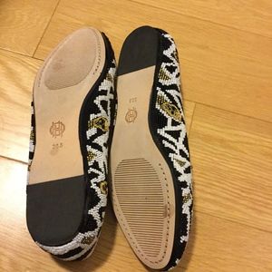 House of Harlow 1960 Shoes - NIB house of Harlow skull beaded Zenith flats 6.5 House of Harlow 1960 Shoes - NIB house of Harlow skull beaded Zenith flats 6.5